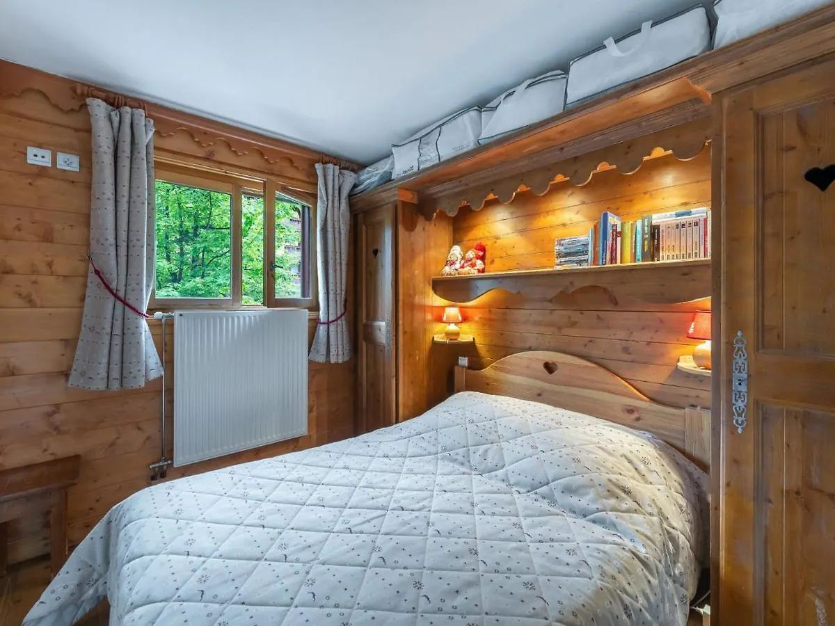 Charmant 2 Pieces Avec Piscine, Spa Et Acces Direct Pistes A Meribel Village - Fr-1-566-60 Les Allues Apartment